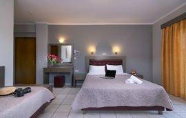 Thetis Hotel, Limenas, Thassos, 3 Bed Studio, 3