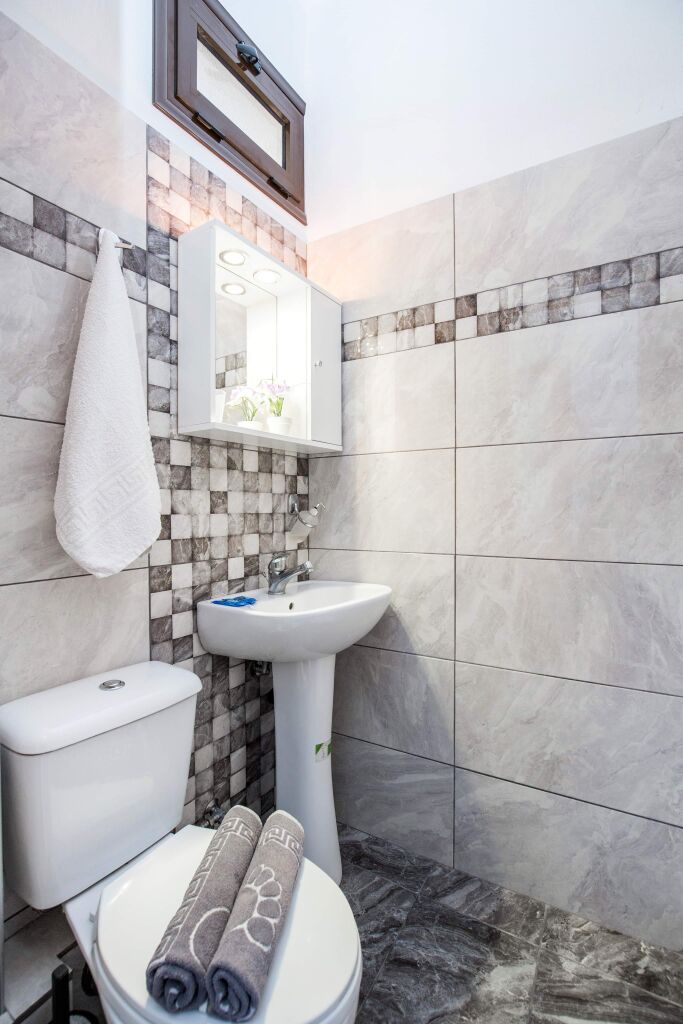 Litsa Studios, Pefkari, Thassos