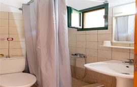 Elena's Studios, Vourvourou, Sithonia, 4 Bed Apartment, First Floor