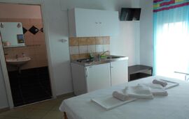 Dusseldorf Villa, Potos, Thassos, 2 Bed Studio, 1st Floor #12