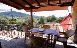 Ta 4 Adelfia Rooms, Skala Rachoni, Thassos