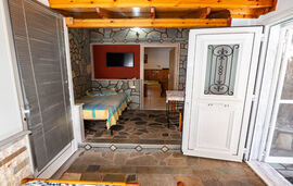 Ta 4 Adelfia Rooms, Skala Rachoni, Thassos