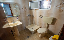 Ta 4 Adelfia Rooms, Skala Rachoni, Thassos