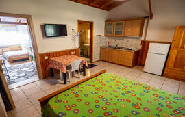 Ta 4 Adelfia Rooms, Skala Rachoni, Thassos