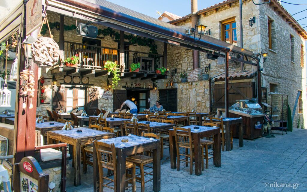 Afitos, Afytos, Kassandra taverne