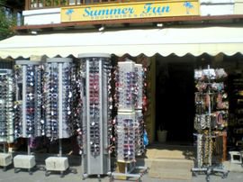 11783_summerfunsouvenirshoppotos11351991211