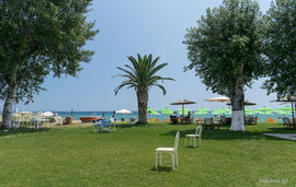 Nea Flogita, Halkidiki, na pola sata od Soluna