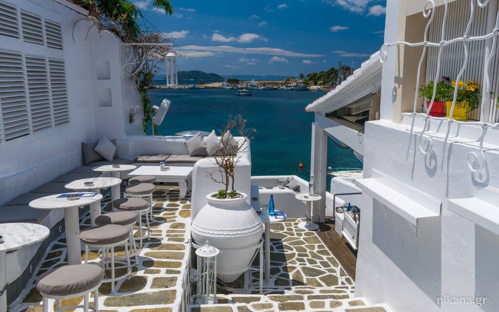 Neos Marmaras, Neos Marmaras, Sithonia caffe