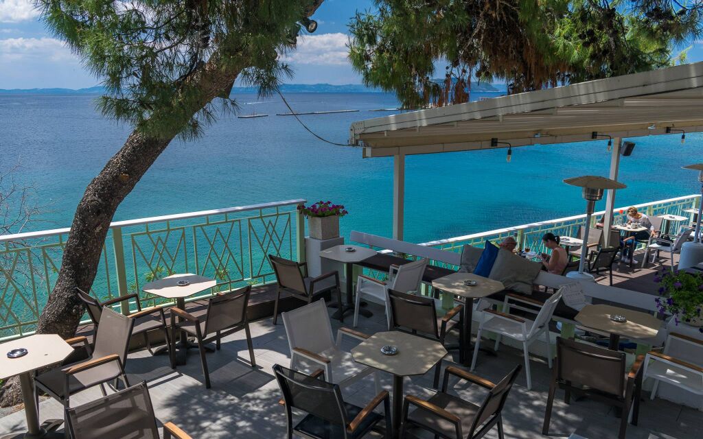 Neos Marmaras, Neos Marmaras, Sithonia caffe