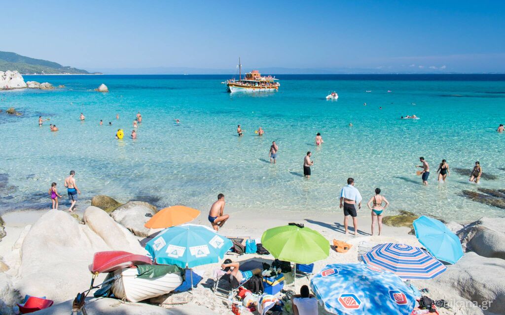 Orange plaža (Kavourotripes), boja peska i boja vode zaista ostavljaju bez daha