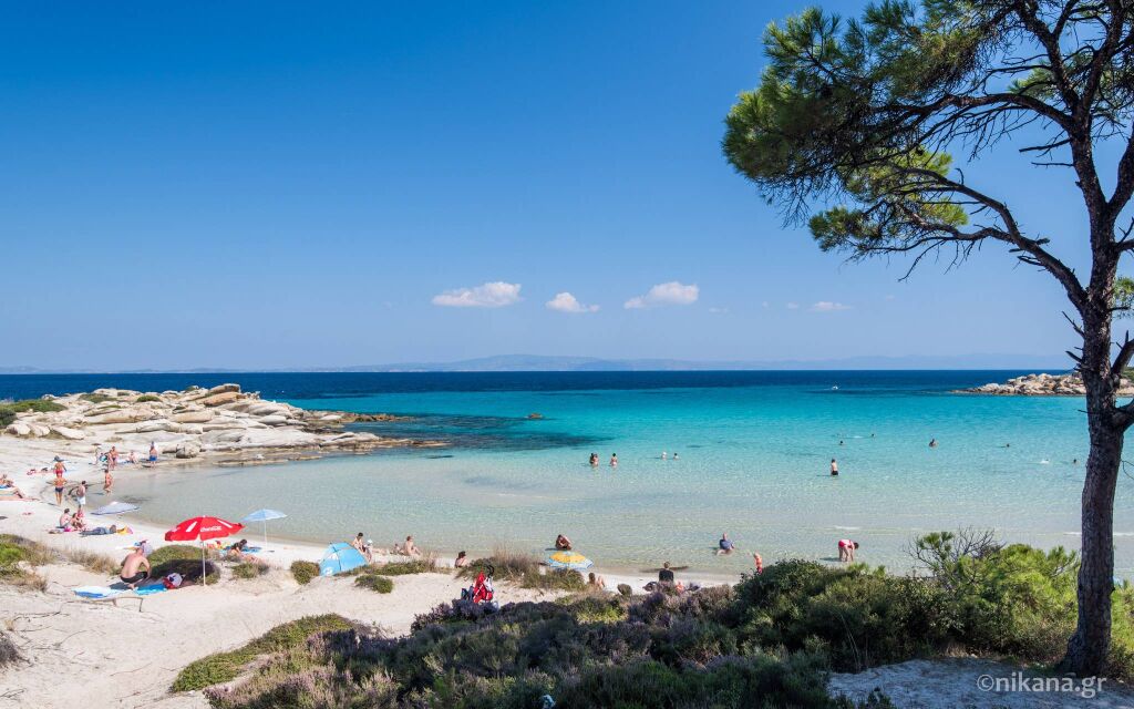 Karidi plaža, zaštićena od vetra