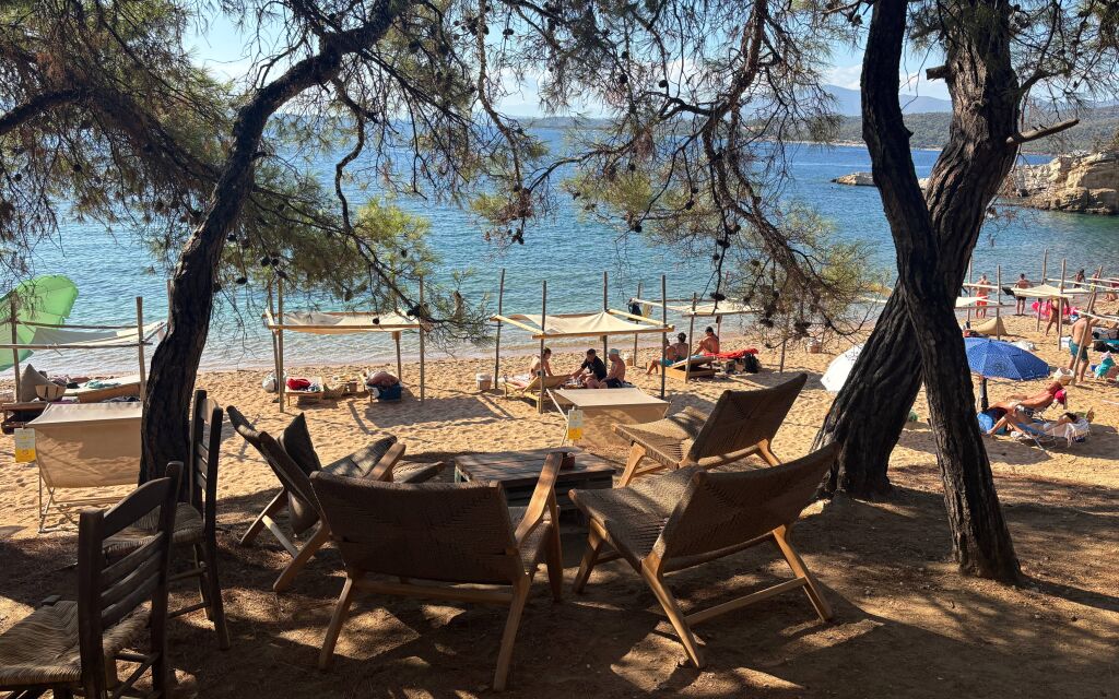 Salonikios plaža, Astris, Thassos  prirodni hlad