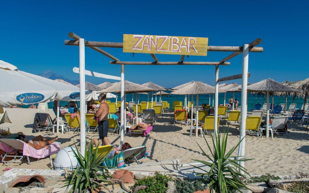 Sarti, Sitonija, zanzibar beach bar