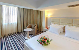 cronwell platamon hotel platamonas pieria 4 bed suite 2.jpeg