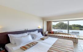 cronwell platamon hotel platamonas pieria doubles standard room 4