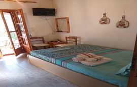 Efi's House, Toroni, Sithonia