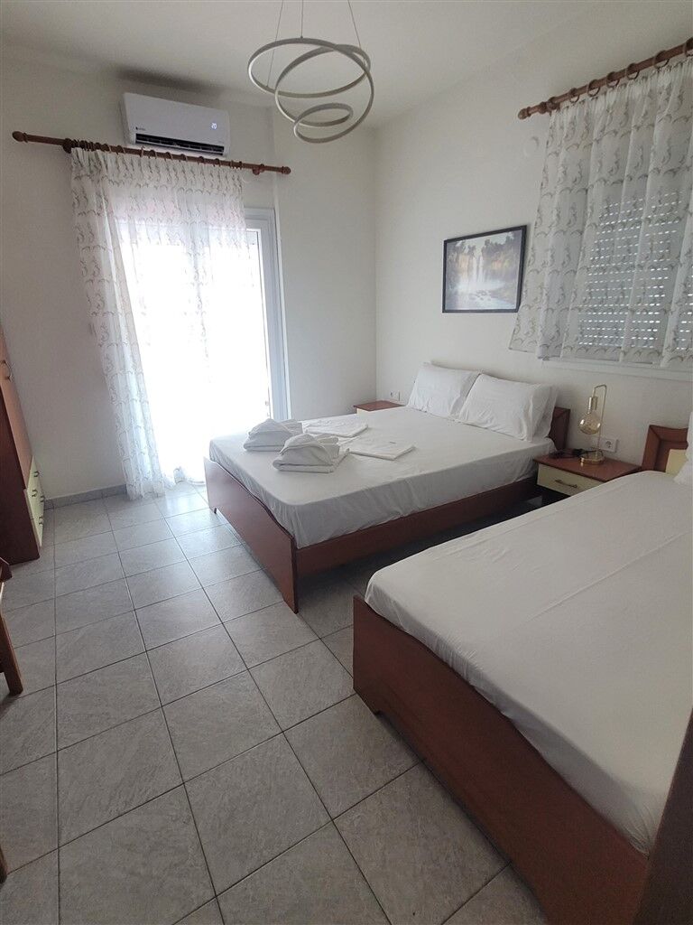 Evi's Seasons Studios, Sarti, Sithonia