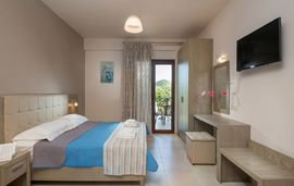 Sirens Fresh Studios, Limenas, Thassos, 2 Bed Studio, Pool View