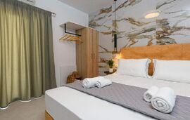 Sirens Fresh Studios, Limenas, Thassos, 3 Bed Studio, Garden View