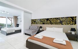 Irene Rooms, Skala Maries, Thassos, 5 Bed Studio, Third Floor