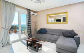 Irene Rooms, Skala Maries, Thassos, 5 Bed Apartment, First Floor