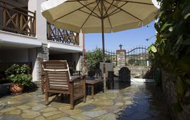 giorgos apart boutique ammouliani athos 3