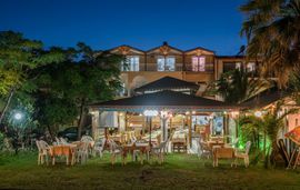 Xanthipi Studios, Sarti, Sithonia