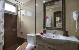 Xanthipi Studios, Sarti, Sithonia