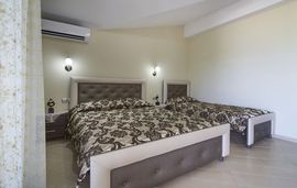 Xanthipi Studios, Sarti, Sithonia