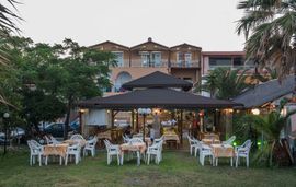 Xanthipi Studios, Sarti, Sithonia