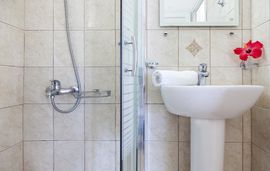 san lazzaro apartments nidri lefkada apartment 10