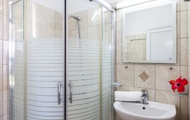 san lazzaro apartments nidri lefkada apartment 9