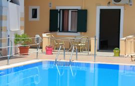 george studios vasiliki lefkada (4)