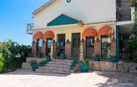 kastro maistro apartments agios ioannis lefkada 1