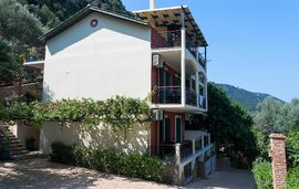 kastro maistro apartments agios ioannis lefkada 3