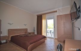 marios studios toroni sithonia 0012