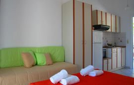 spiros studios parga epirus 10