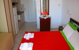 spiros studios parga epirus 9