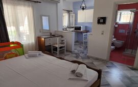 Grivas Apartments, Sivota, Epirus