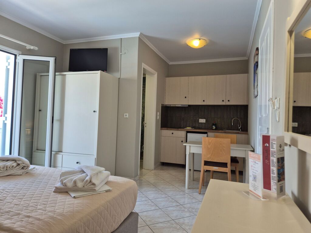 Vrachos Beach Hotel, Vrahos, Epirus
