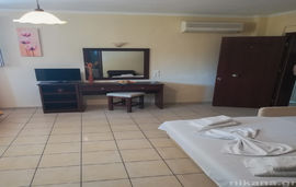 Amfitriti Apartments, Skala Sotiros, Thassos 3 Bed Studio No.10 Semi-based