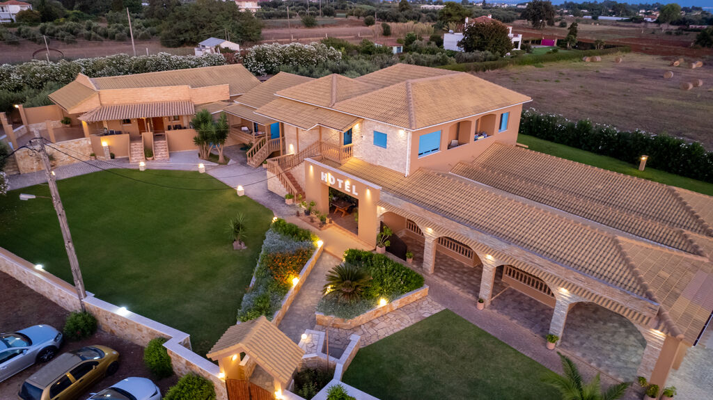 Iliovasilema Hotel, Mitikas, Epirus