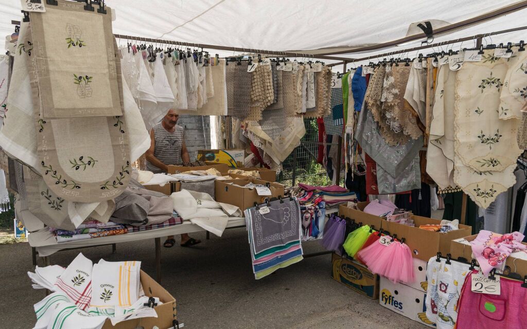 Pijačni dan u Nikitiju, Nikiti, Sithonia