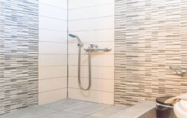 Rousko House, Sykia, Sithonia, 3 Bed Studio, Purple