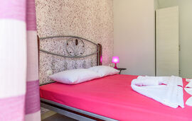 Rousko House, Sykia, Sithonia, 3 Bed Studio, Purple