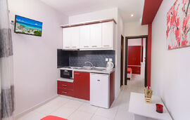 Rousko House, Sykia, Sithonia, 3 Bed Studio, Red