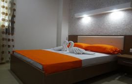 Rousko House, Sykia, Sithonia, 4 Bed Apartment, Mocha