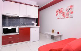 Rousko House, Sykia, Sithonia, 3 Bed Studio, Red