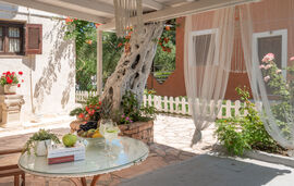 Anneta Studios, Sivota, Epirus, 2 bed studio