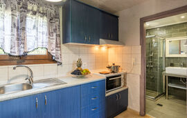 Anneta Studios, Sivota, Epirus, 4 bed studio, two-level